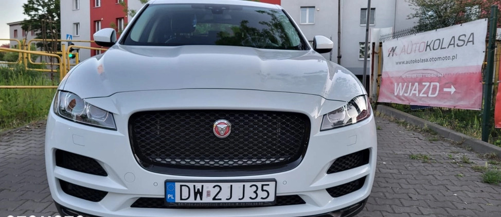 Jaguar F-Pace cena 111900 przebieg: 76000, rok produkcji 2018 z Zabrze małe 121